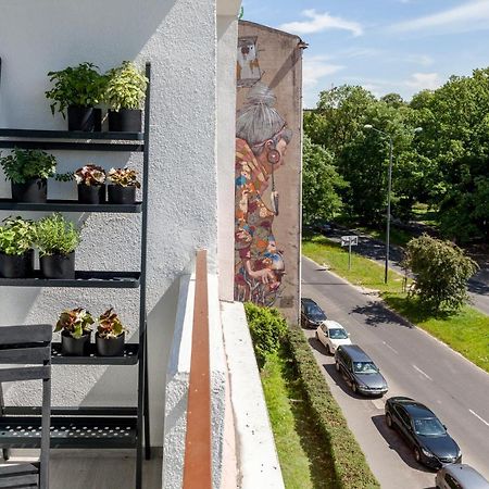 Uni Apartament Лодз Екстериор снимка